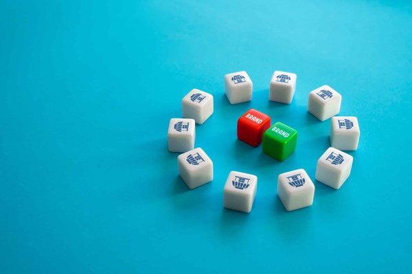 Come interpretare in chiave moderna la moda vintage e retro?